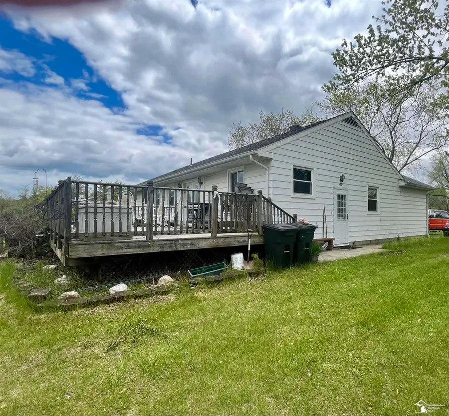 3300 W Stein, La Salle, MI 48145 - #3