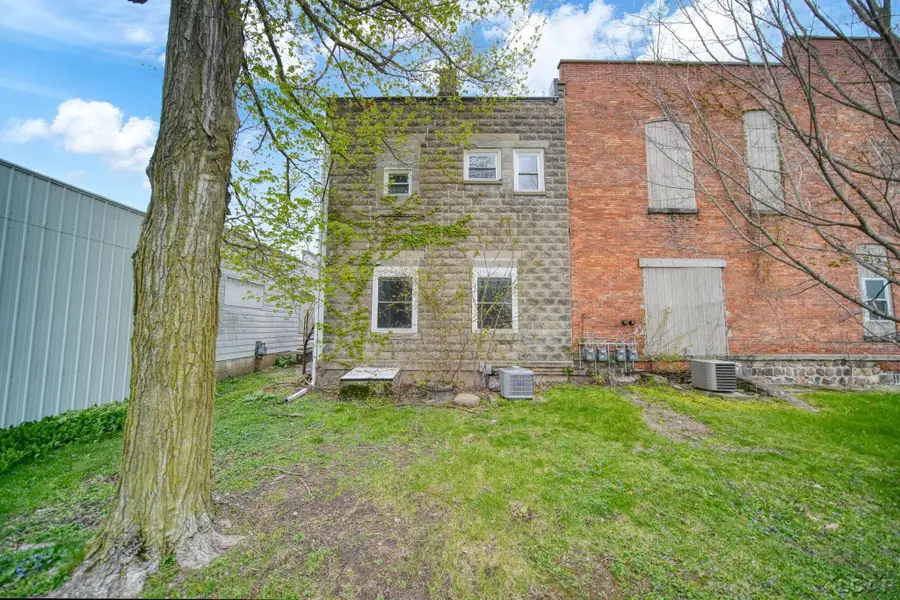 106 N Talbot, Addison, MI 49220 - #2