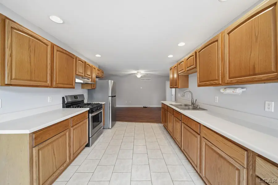 106 N Talbot, Addison, MI 49220 - #3