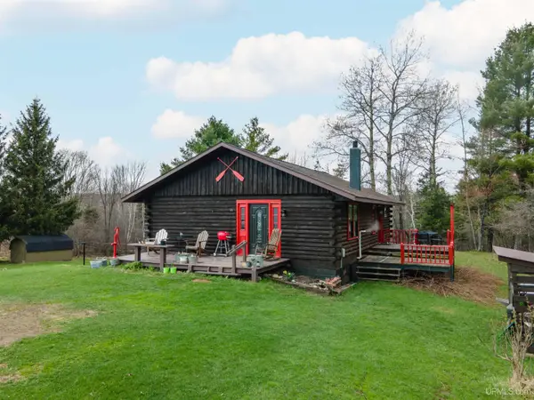 10681 Section 6, Trout Creek, MI 49967
