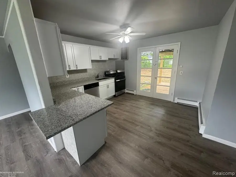 26285 Normandy, Roseville, MI 48066 - #3