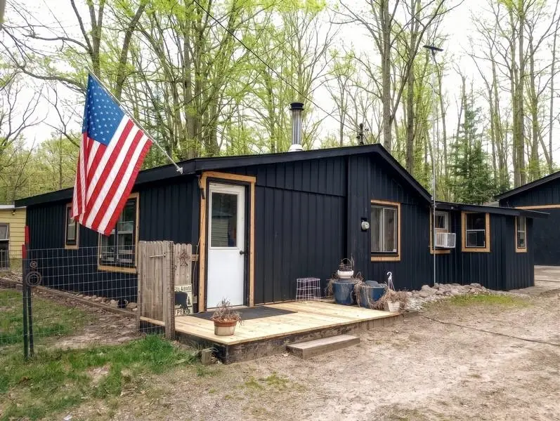 5419 Pine, Gladwin, MI 48624 - #3