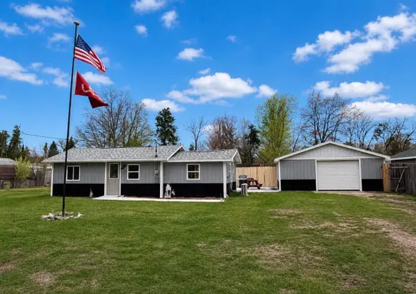1099 E Stockwell, Harrison, MI 48625
