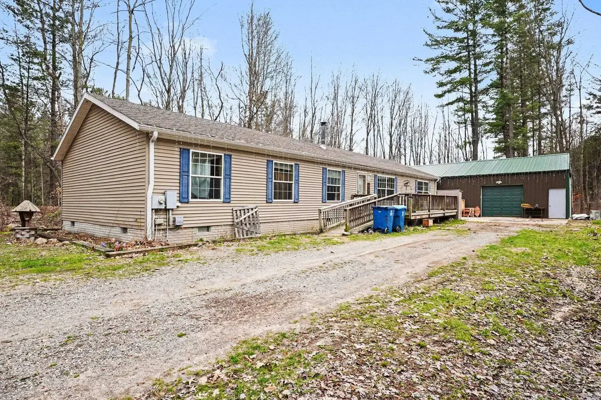 6620 Sandy Ridge, Hope, MI 48628 - #1