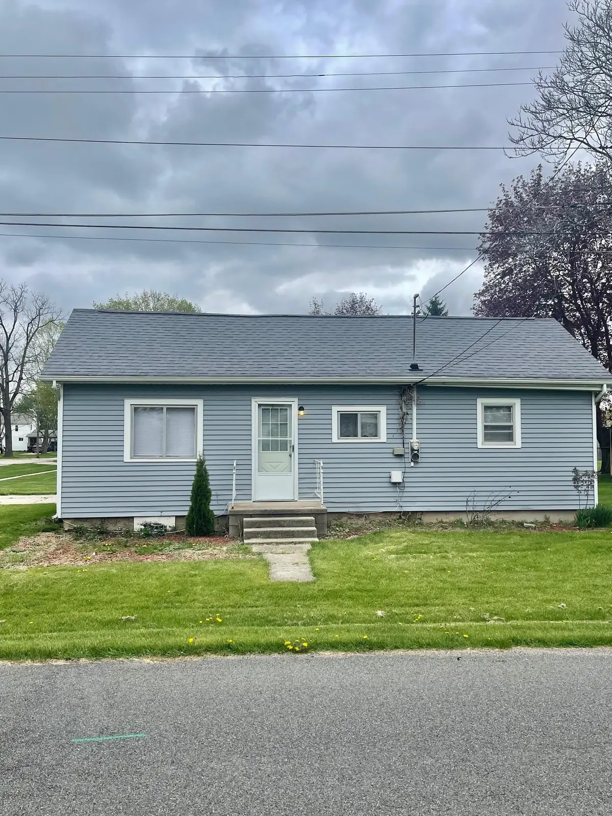 154 S Yates, Pewamo, MI 48873 - #1