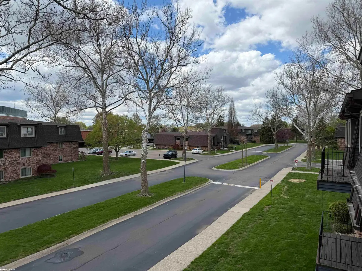 322 Riviera, Saint Clair Shores, MI 48080 - #1