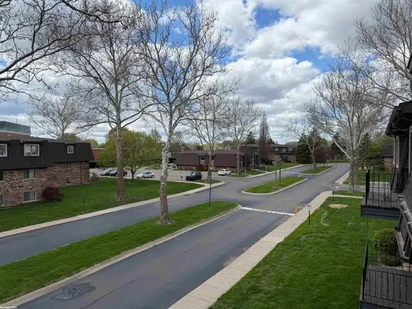 322 Riviera, Saint Clair Shores, MI 48080