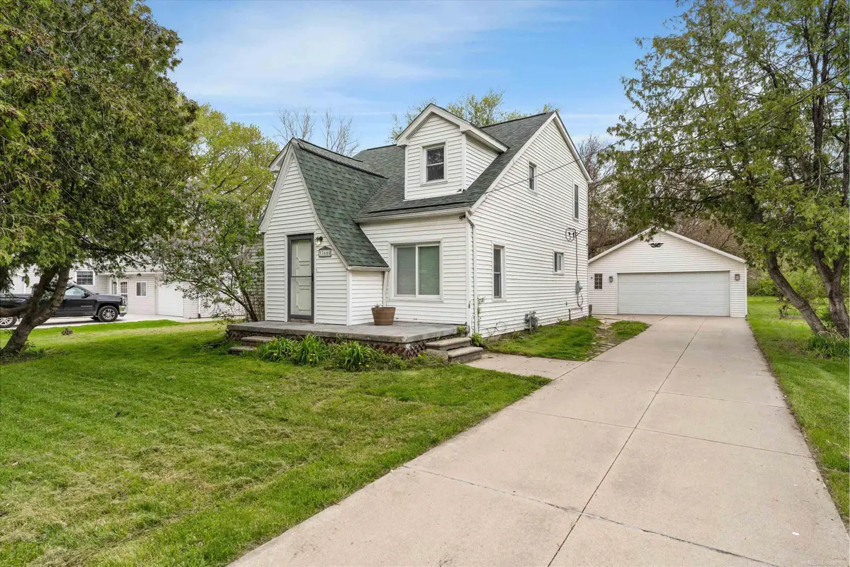33600 Louise, Clinton Township, MI 48035 - #1