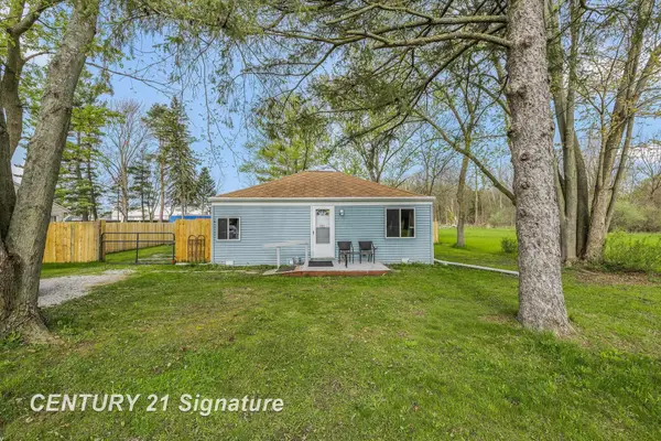 223 Harrison, Saginaw, MI 48609