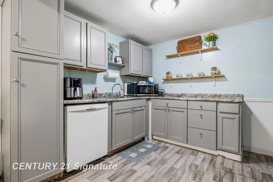 223 Harrison, Saginaw, MI 48609 - #3