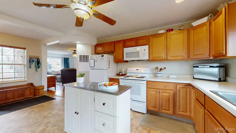 1845 N Lake, Ishpeming, MI 49849 - #3