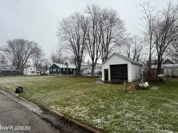 345 South Mary, Marine City, MI 48039