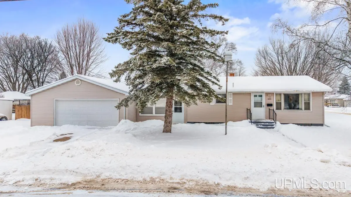 1600 W Breen, Kingsford, MI 49802 - #1
