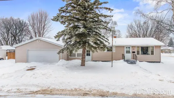 1600 W Breen, Kingsford, MI 49802