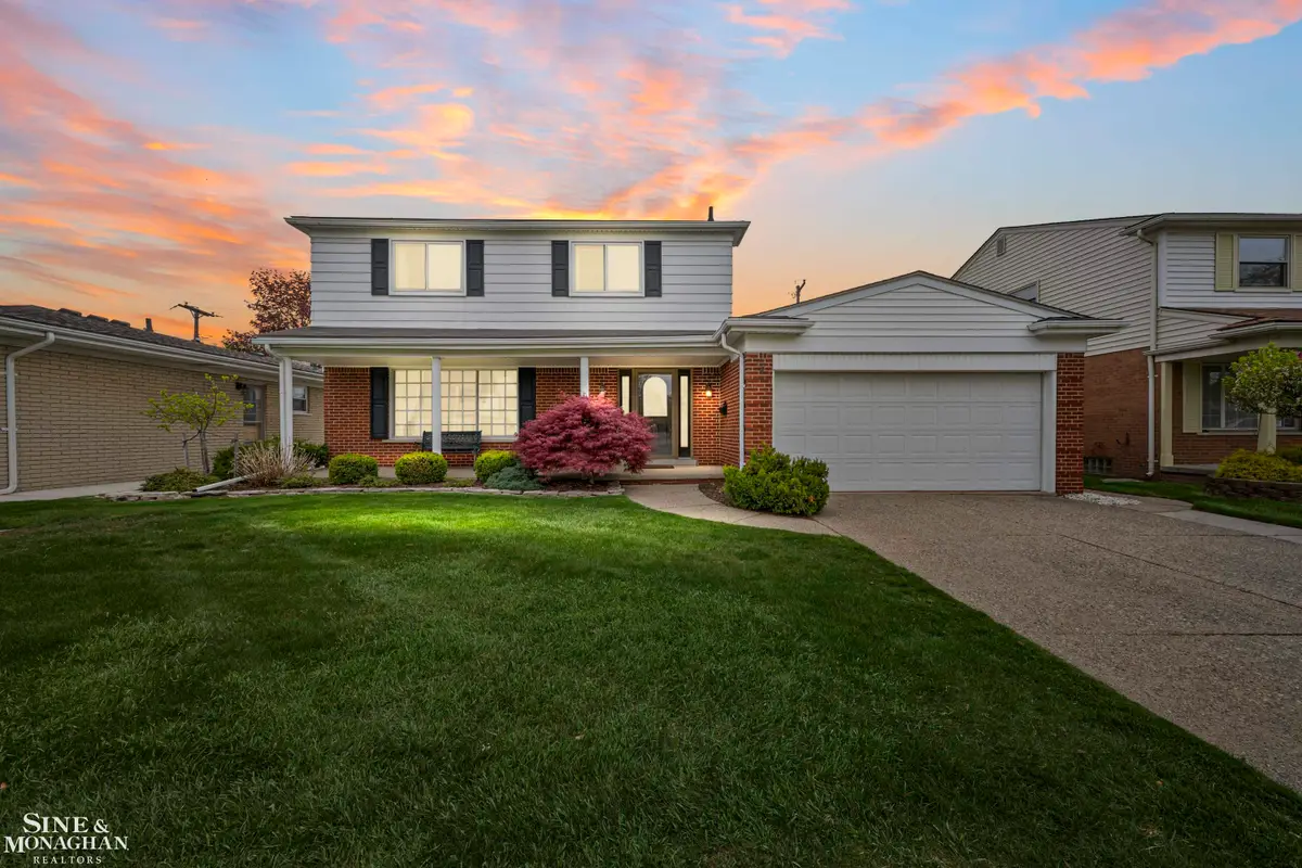 23331 S Colonial, Saint Clair Shores, MI 48080 - #1