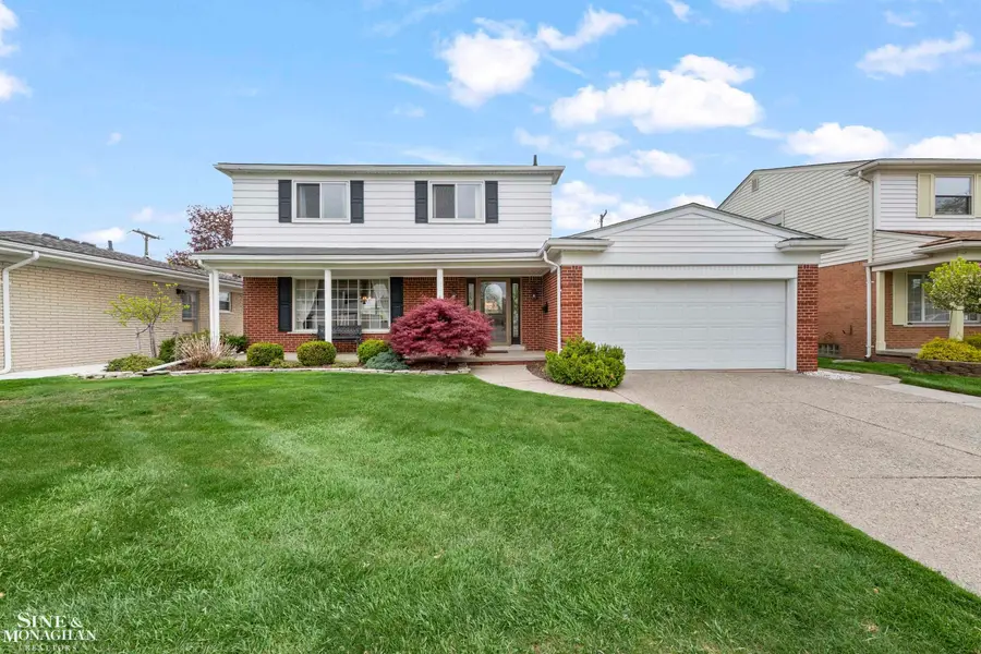 23331 S Colonial, Saint Clair Shores, MI 48080 - #2