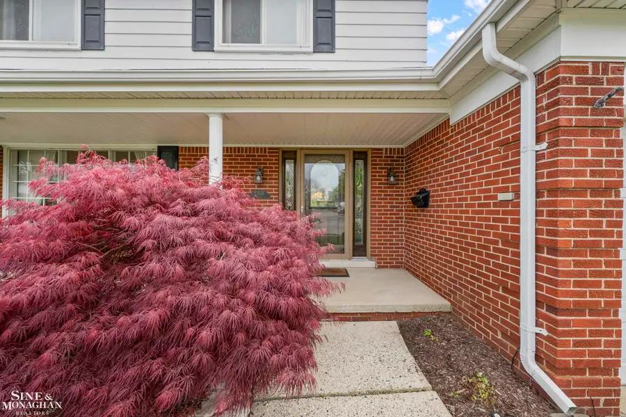 23331 S Colonial, Saint Clair Shores, MI 48080 - #3