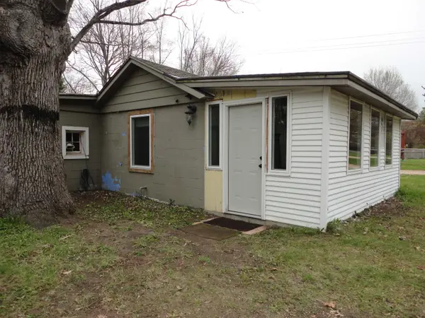 305 Maple, Lake, MI 48632