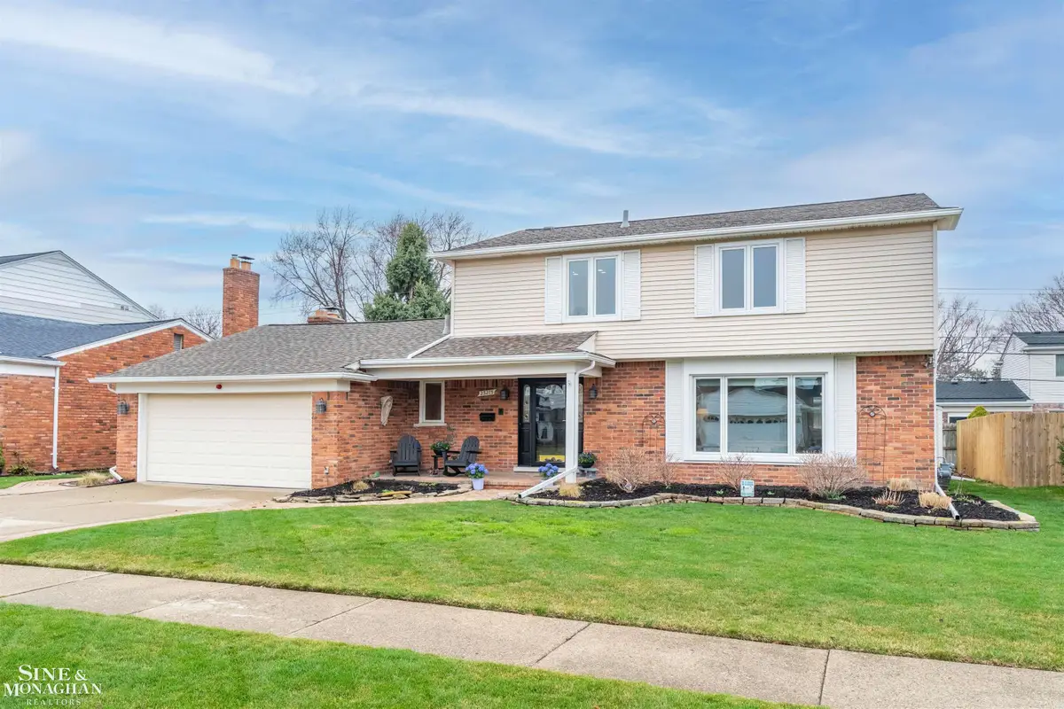 23275 N Rosedale, Saint Clair Shores, MI 48080 - #1