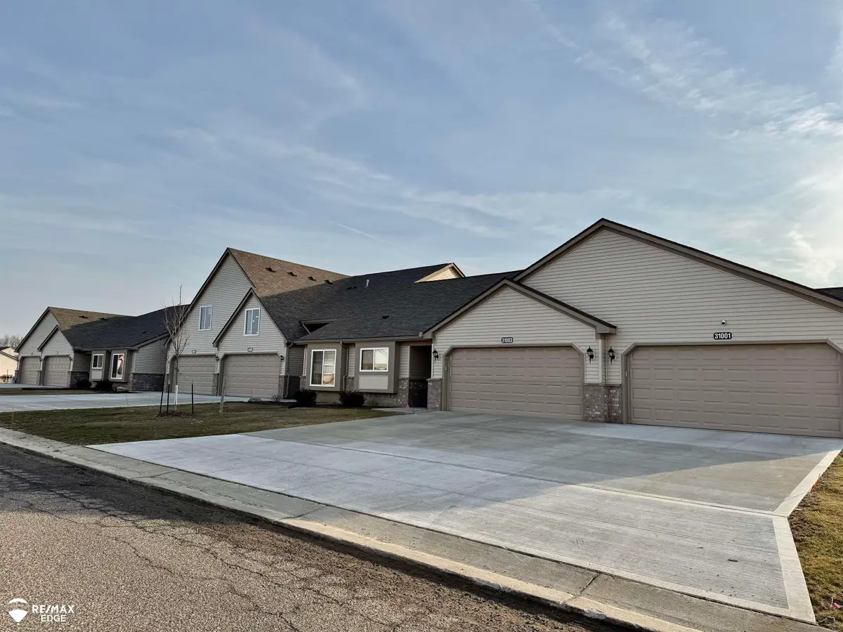28007 Gregory, Grand Blanc, MI 48439 - #1