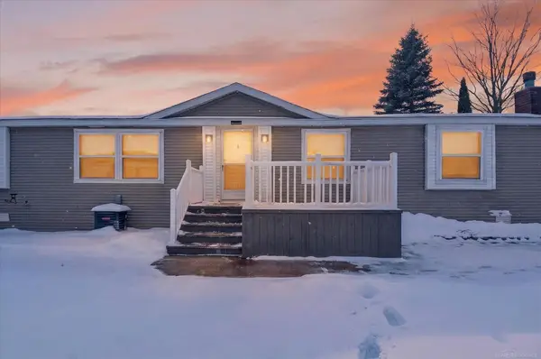 174 Meadow, Port Huron, MI 48060