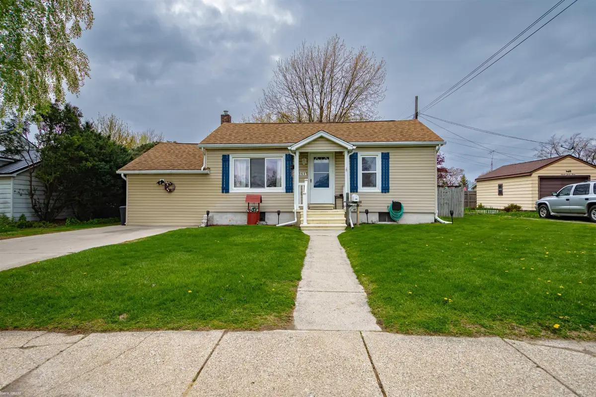 741 17th, Port Huron, MI 48060 - #1