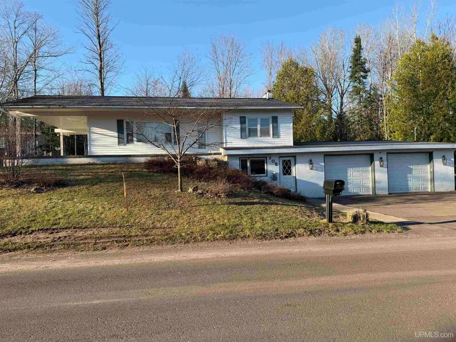 705 W Baraga, Houghton, MI 49931 - #2