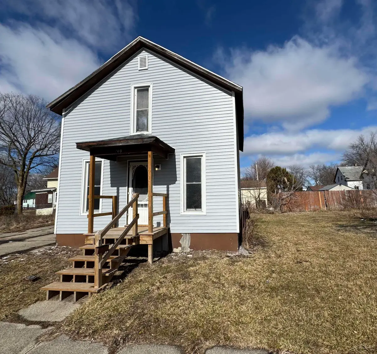 709 Atwater, Saginaw, MI 48601 - #1