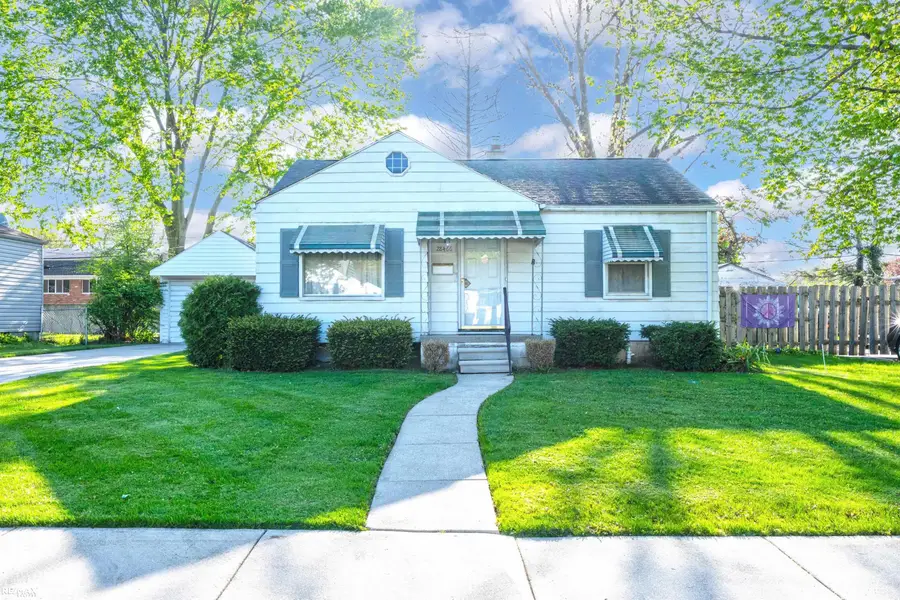 28466 Brentwood, Southfield, MI 48076 - #2