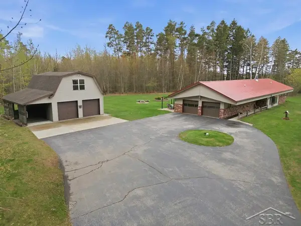 1280 E Kitchen, Pinconning, MI 48650
