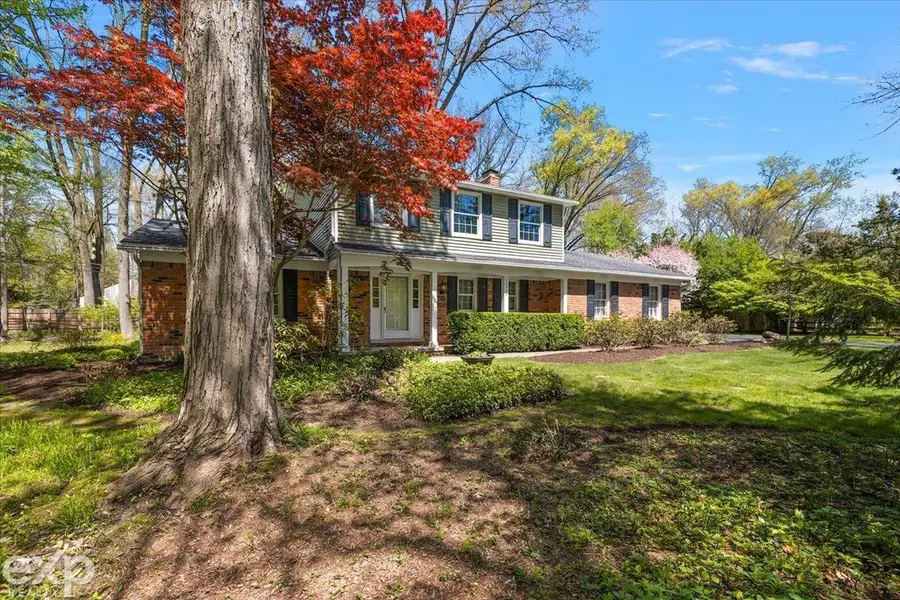 28040 Forestbrook, Farmington Hills, MI 48334 - #3