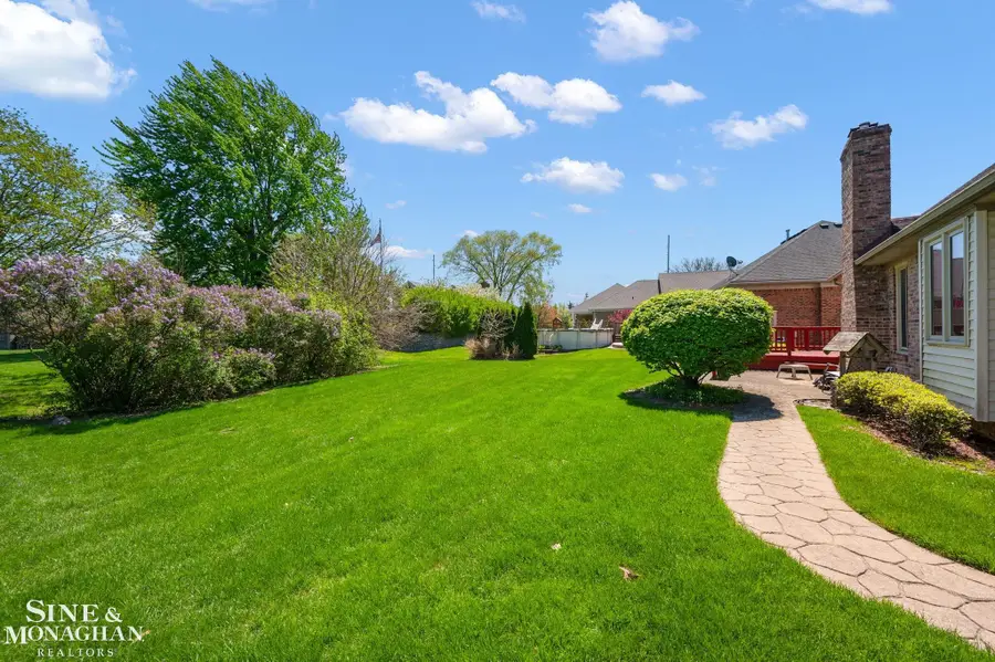 33548 Farmview, Fraser, MI 48026 - #2