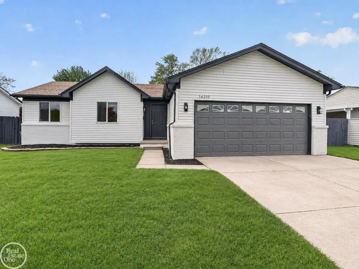 16310 E 11 Mile, Roseville, MI 48066 - #1