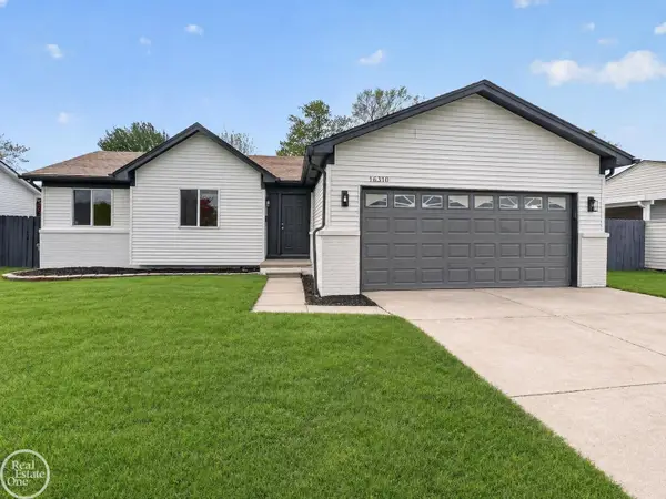 16310 E 11 Mile, Roseville, MI 48066