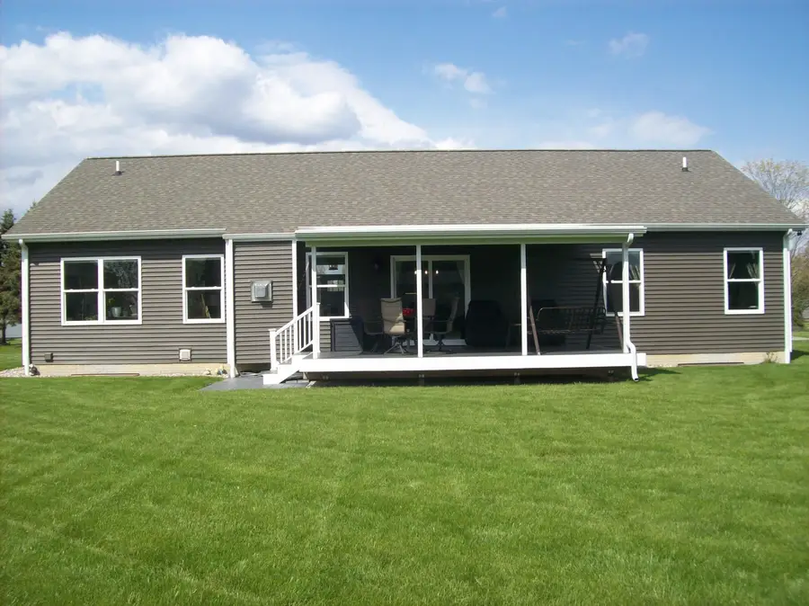 9050 Woodridge, Davison, MI 48423 - #3