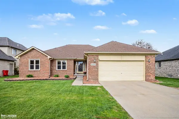 51434 Blue Spruce, Macomb Twp, MI 48042
