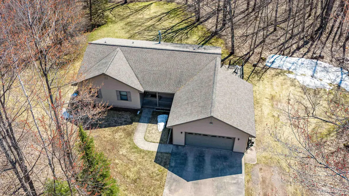 46722 Paradise, Houghton, MI 49931 - #1