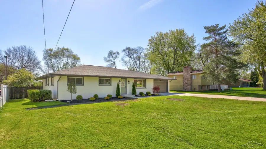 3950 N Thomas, Freeland, MI 48623 - #2