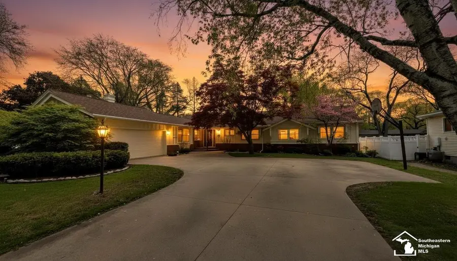 1566 Riverview, Monroe, MI 48162 - #2