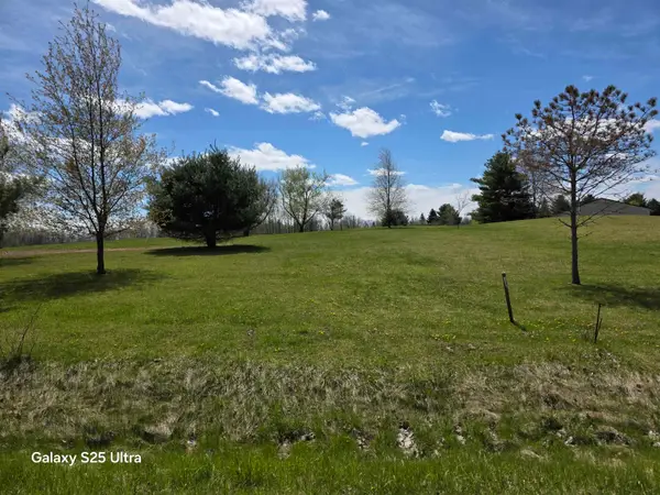 464-465 Highlanders, Gladwin, MI 48624