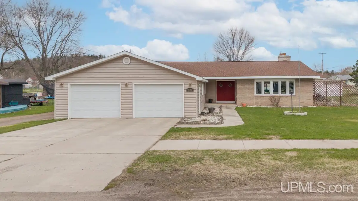 3630 Lincoln, Quinnesec, MI 49876 - #1