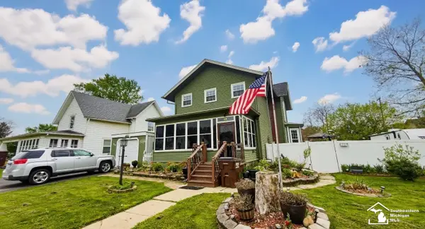 230 E Center, Petersburg, MI 49270