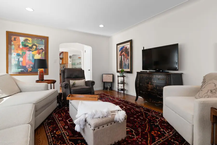 832 Loraine, Grosse Pointe, MI 48230 - #3