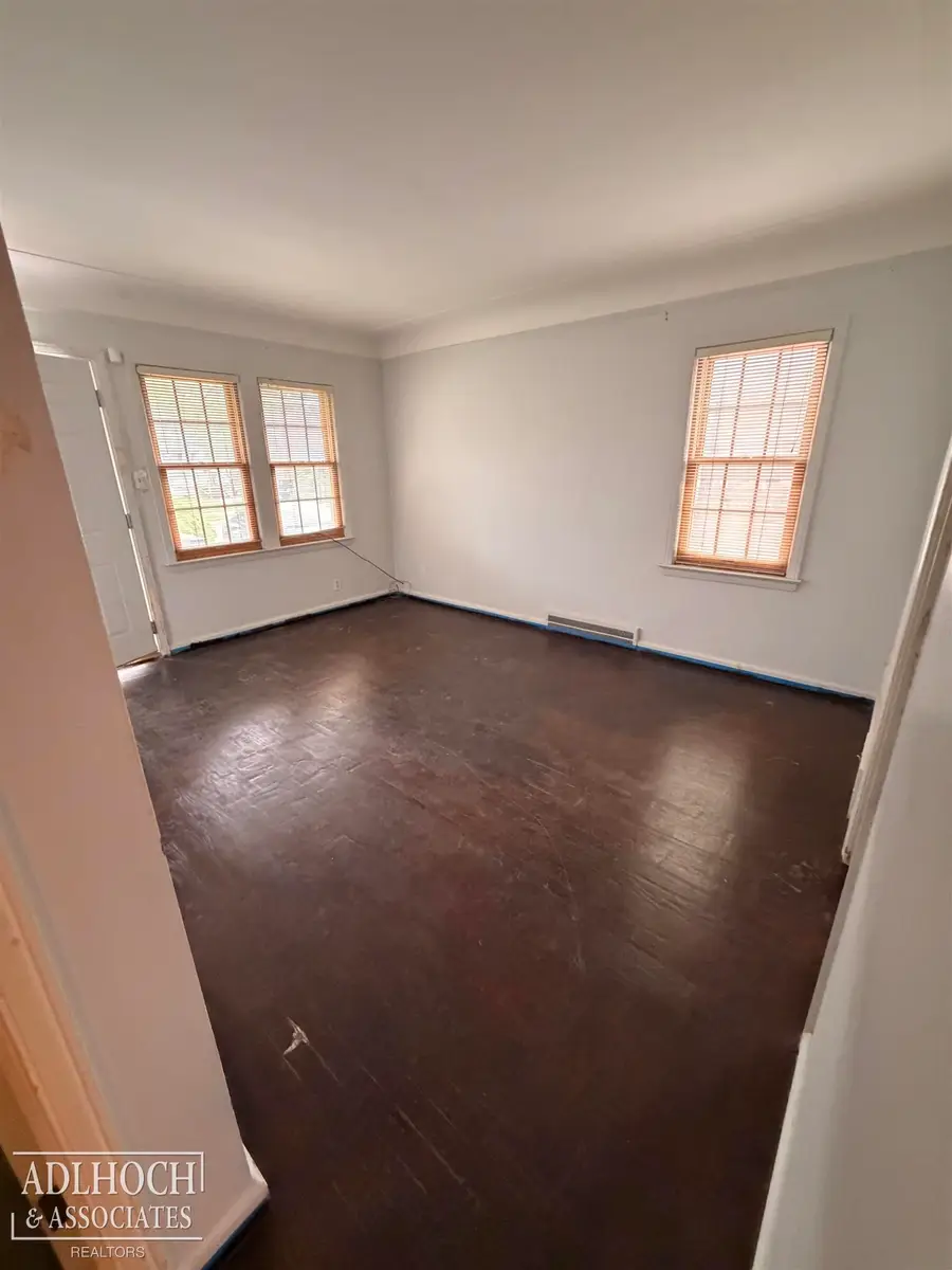 5309 University, Detroit, MI 48224 - #3
