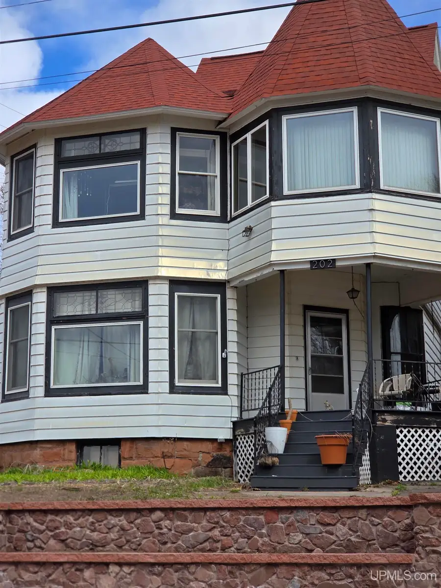 202 E Harris #2, Hancock, MI 49930 - #2