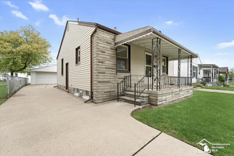 13668 Agnes, Southgate, MI 48195 - #2