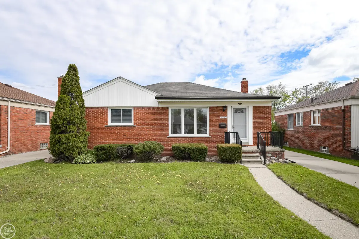 20313 Alger, Saint Clair Shores, MI 48080 - #1