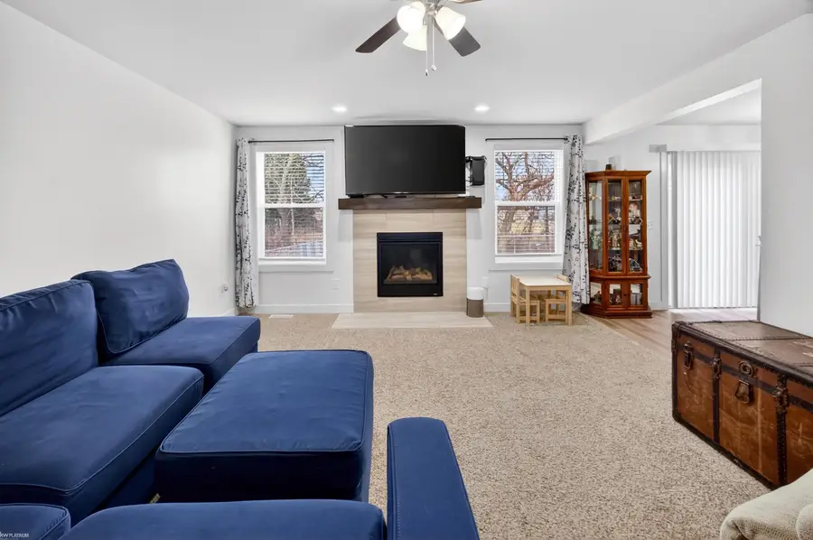 23440 Grandy, Clinton Township, MI 48035 - #3