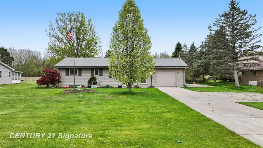 10371 Tittabawassee, Freeland, MI 48623 - #2