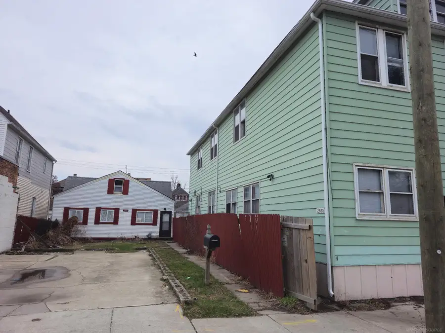 2680 Carpenter, Hamtramck, MI 48212 - #3